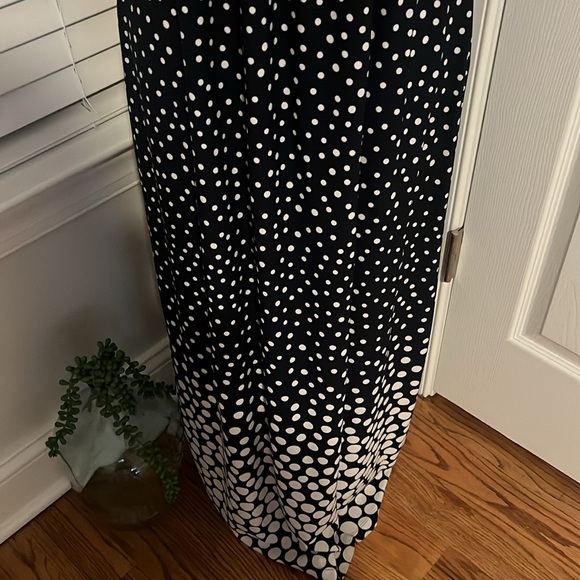 EnFocus Studio Dress - Picture 4 of 5